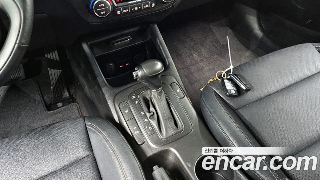 Kia K3 2014 thumb 9
