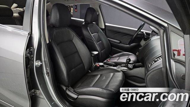 Kia K3 2014 thumb 10