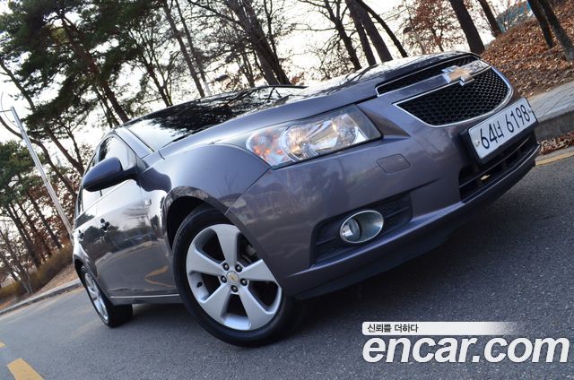 Chevrolet Cruze 2011 thumb 2
