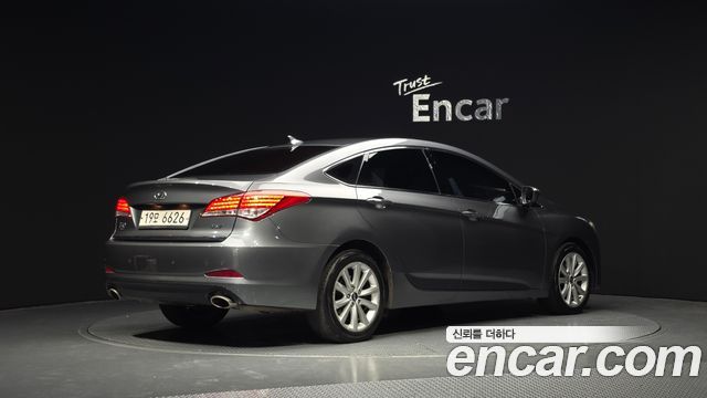 Hyundai i40 2012 thumb 3