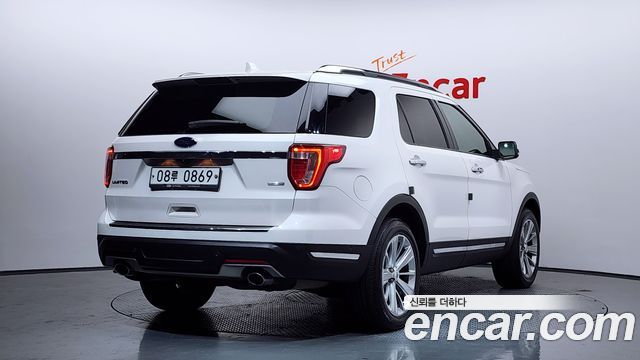 Ford Explorer 2019 thumb 3