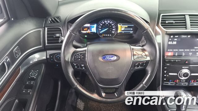 Ford Explorer 2019 thumb 5