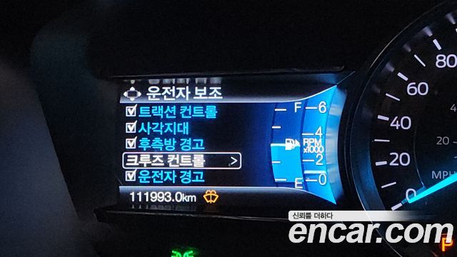 Ford Explorer 2019 thumb 4