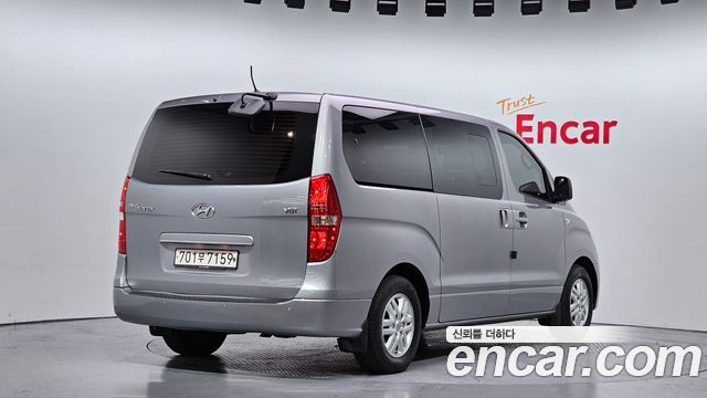 Hyundai Starex 2015 thumb 3