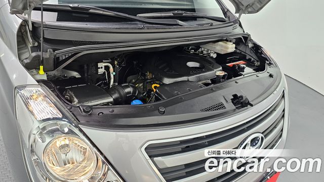 Hyundai Starex 2015 thumb 6