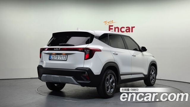 Kia Seltos 2025 thumb 2