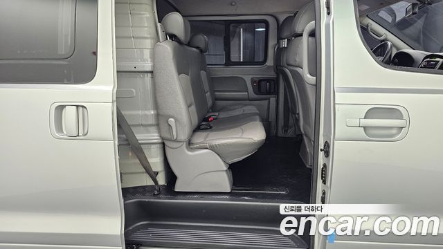 Hyundai Starex 2010 thumb 12