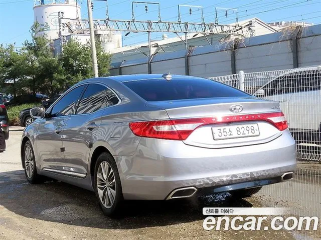 Hyundai Grandeur 2016 thumb 3