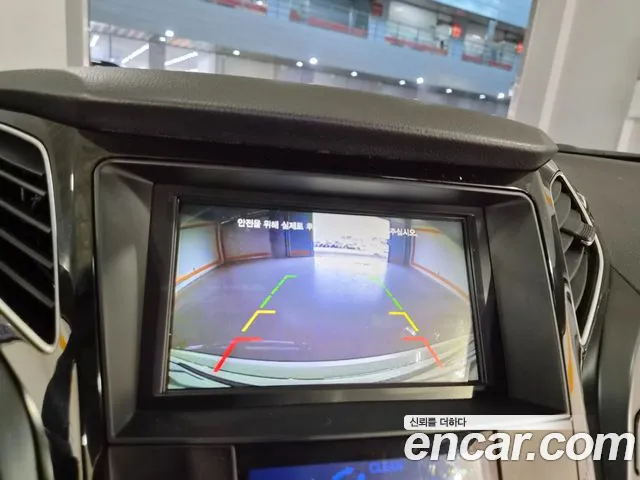 Hyundai i40 2012 thumb 9
