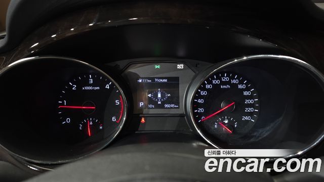 Kia Carnival 2018 thumb 8