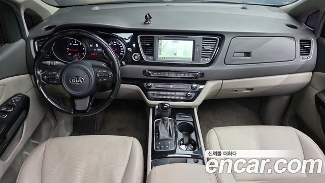 Kia Carnival 2014 thumb 7