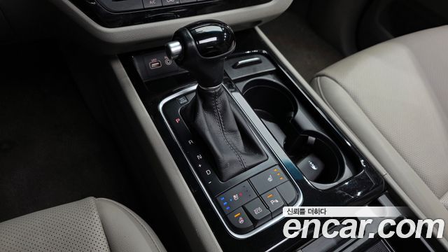 Kia Carnival 2014 thumb 9