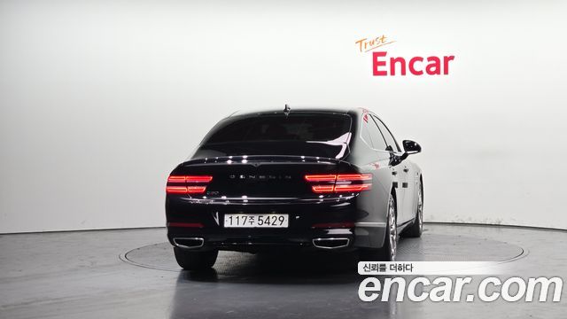 Genesis G80 2022 thumb 5