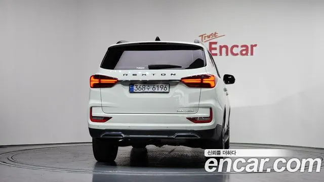 SsangYong Rexton 2023 thumb 5