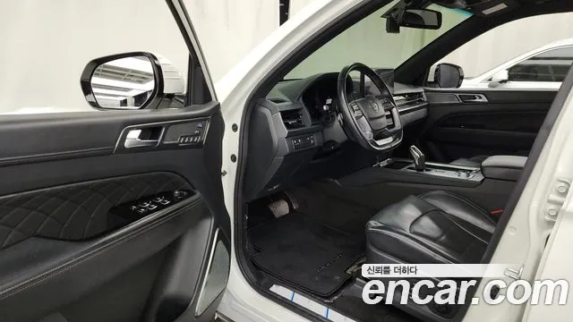 SsangYong Rexton 2023 thumb 11