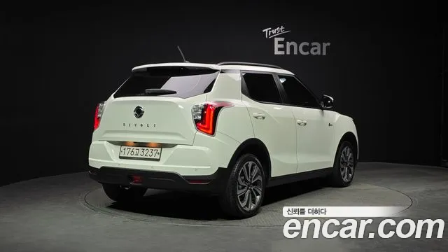 SsangYong Tivoli 2020 thumb 3