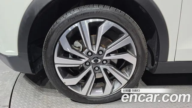 SsangYong Tivoli 2020 thumb 6