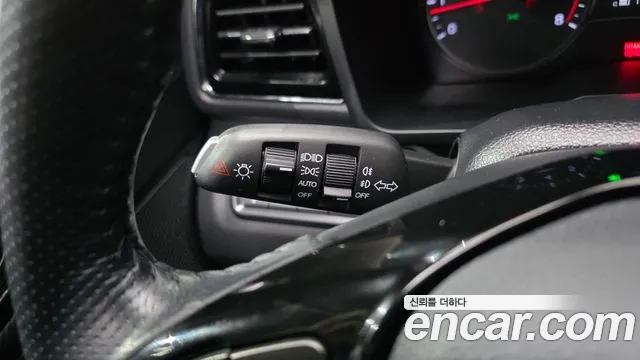 SsangYong Tivoli 2020 thumb 12