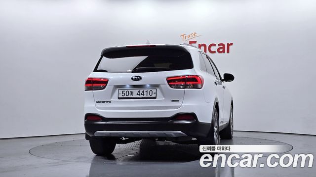 Kia Sorento 2015 thumb 5