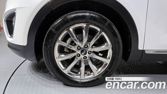 Kia Sorento 2015 thumb 6