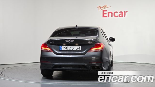 Genesis G70 2018 thumb 4