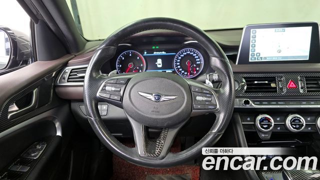 Genesis G70 2018 thumb 11