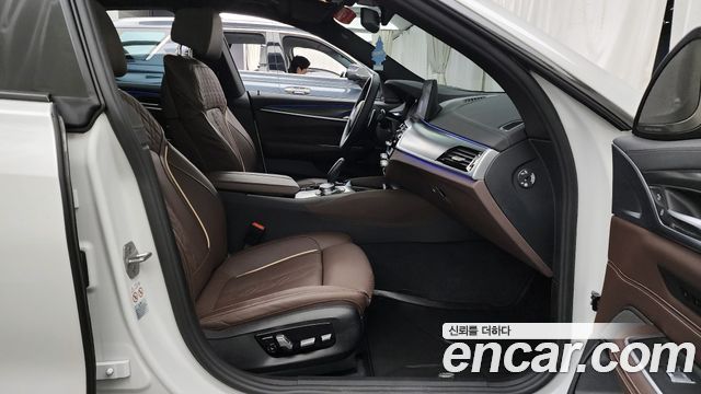 BMW 3 серии GT 2023 thumb 9