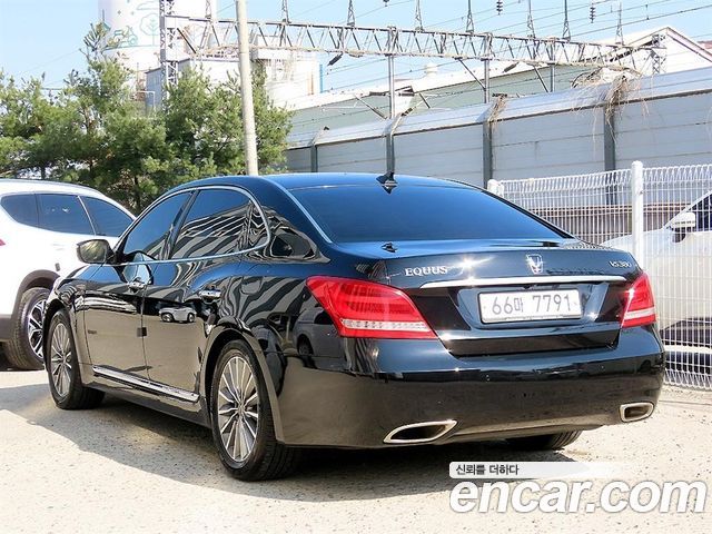 Hyundai Equus 2015 thumb 4