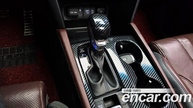 Hyundai Santa Fe 2020 thumb 10