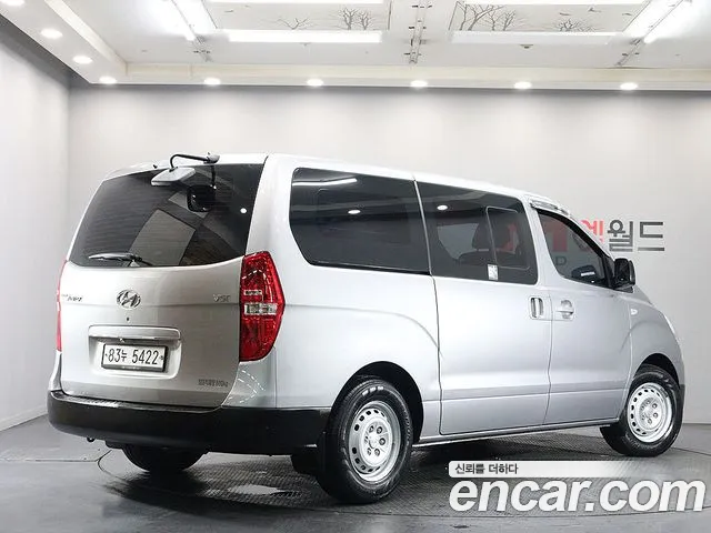 Hyundai Starex 2017 thumb 4