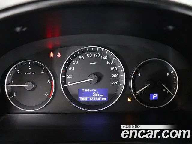 Hyundai Starex 2017 thumb 7