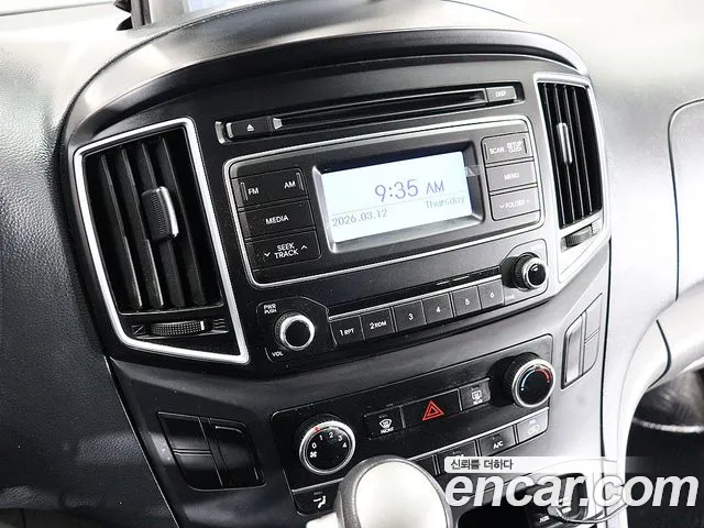 Hyundai Starex 2017 thumb 9