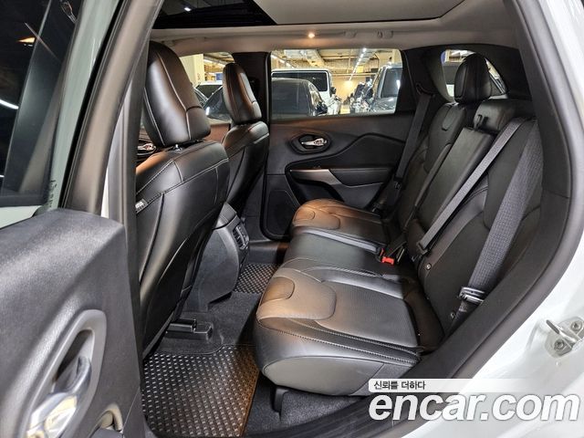 Jeep Cherokee 2022 thumb 2
