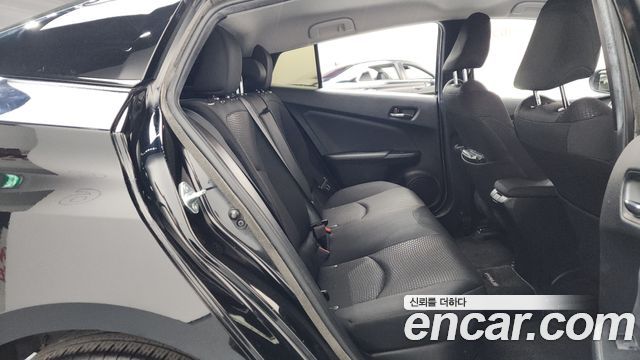 Toyota Prius 2019 thumb 12