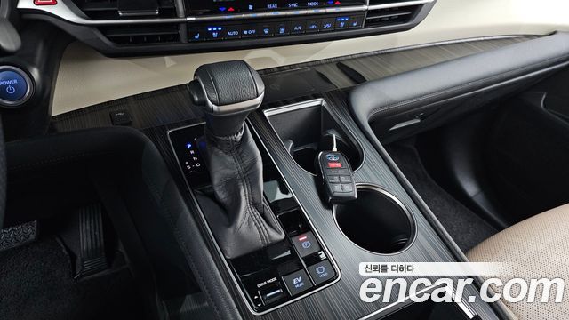Toyota Sienna 2021 thumb 6