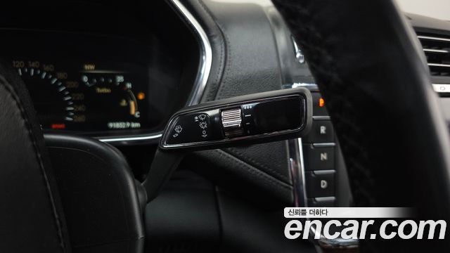 Lincoln Continental 2019 thumb 11