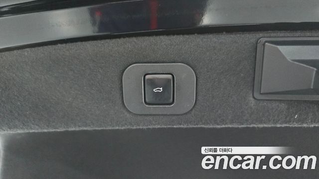 Lincoln Continental 2019 thumb 8