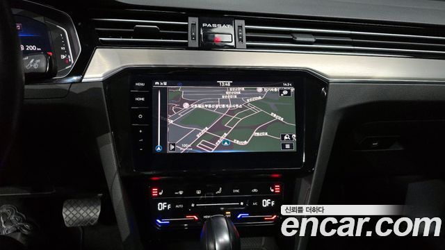 Volkswagen Passat 2021 thumb 10