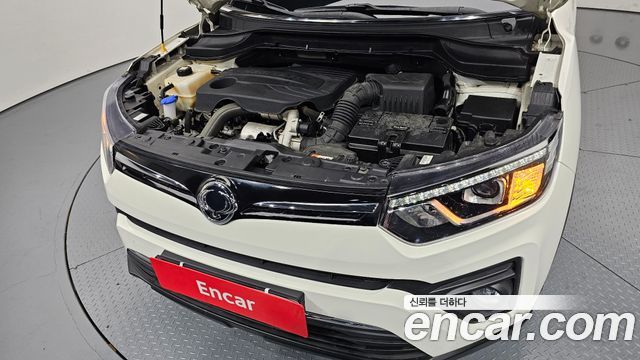 SsangYong Tivoli 2019 thumb 11