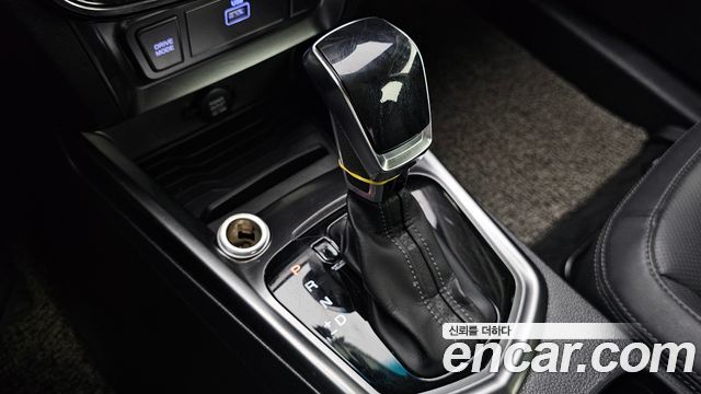 SsangYong Tivoli 2019 thumb 10
