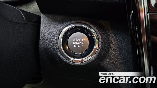 SsangYong Tivoli 2019 thumb 5