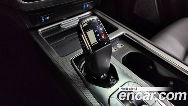 SsangYong Rexton 2021 thumb 4