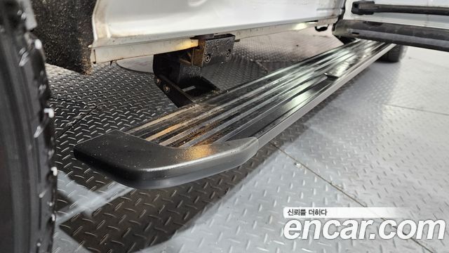 SsangYong Rexton 2021 thumb 5