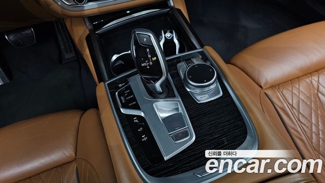 BMW 7 серии 2020 thumb 10