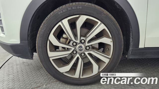 SsangYong Tivoli 2021 thumb 11