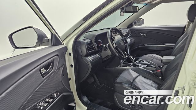 SsangYong Tivoli 2021 thumb 8