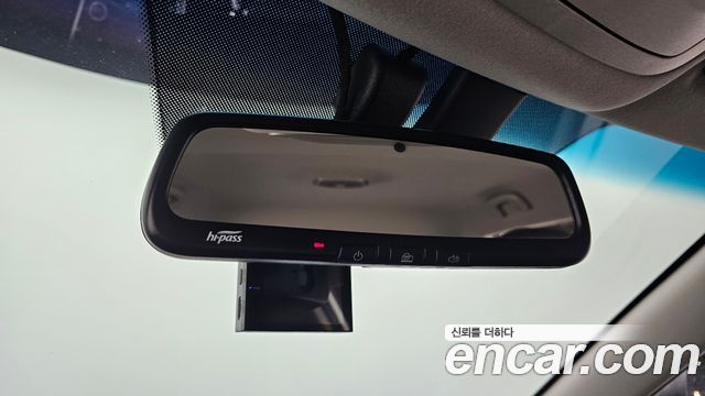 SsangYong Tivoli 2021 thumb 5