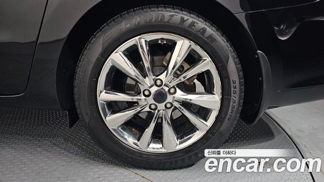 Kia Carnival 2019 thumb 4