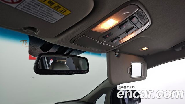Kia Carnival 2019 thumb 5