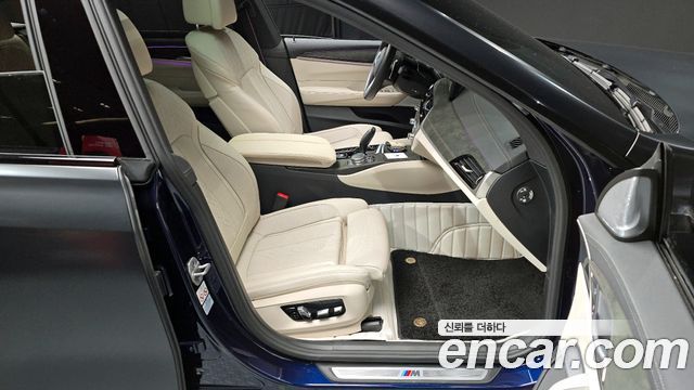 BMW 3 серии GT 2024 thumb 12